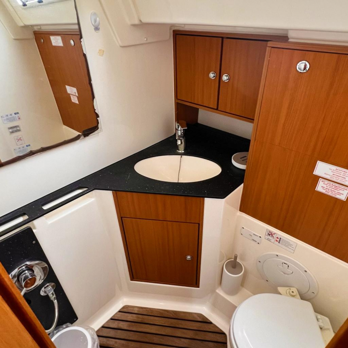 Aquaholic | Bavaria 45 photo 16