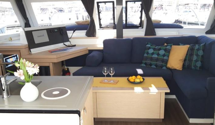 Nala | Fountaine Pajot LUCIA 40 photo 10