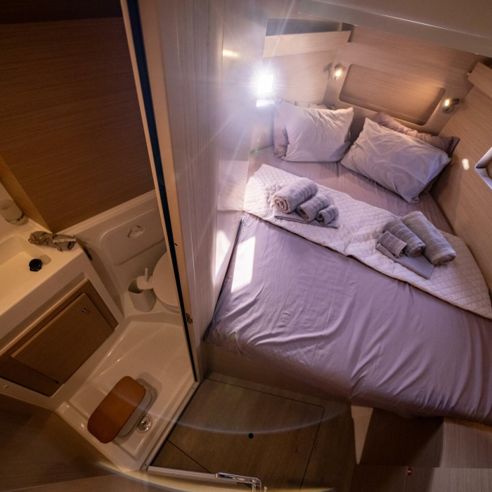 Piperi | Oceanis 37.1 photo 2