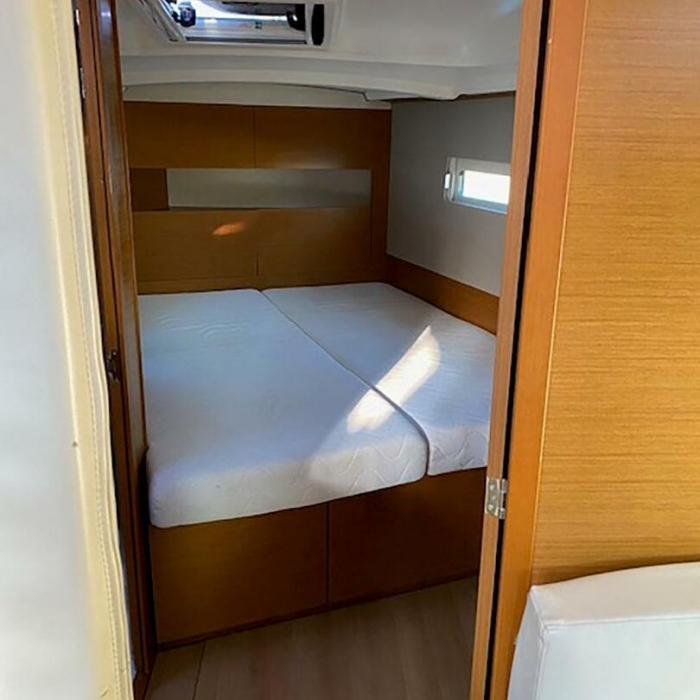 Saravah | Sun Odyssey 410 photo 10