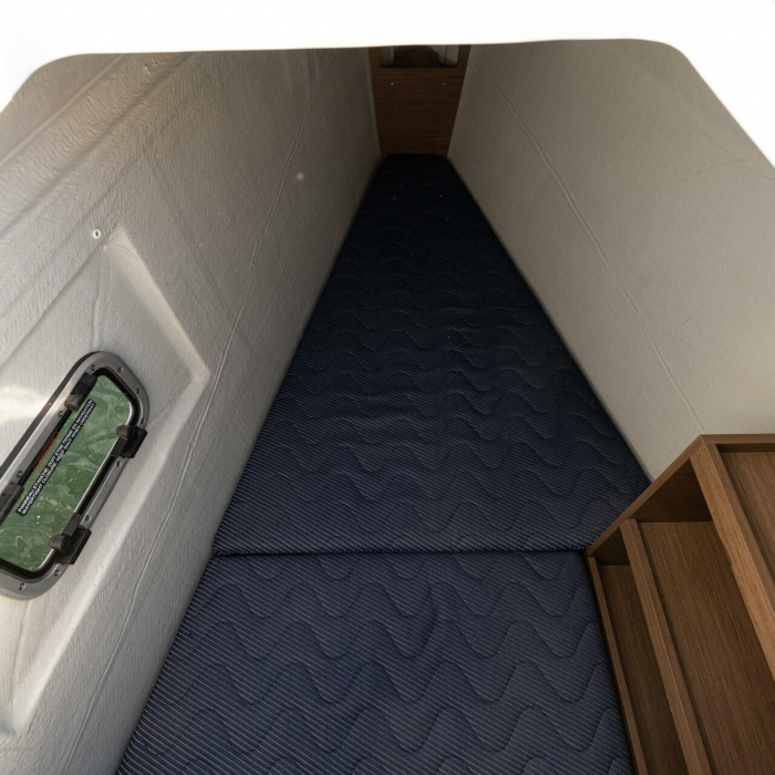 Notorious | A/C, Gen, Watermaker, 12 pax | Lagoon 42 photo 8