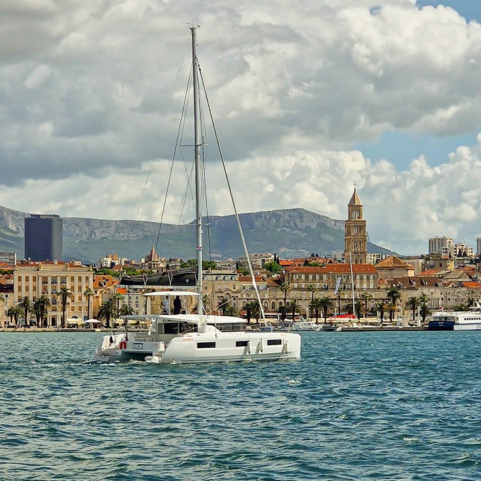 Felicita | Lagoon 46 photo 21