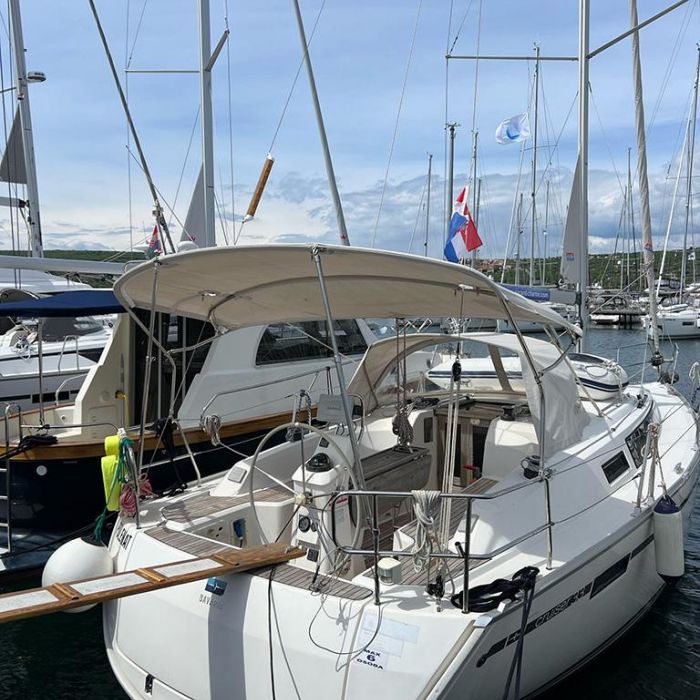 Burin | Bavaria Cruiser 33 photo 4