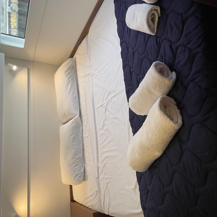 Nina | Lagoon 40 photo 9