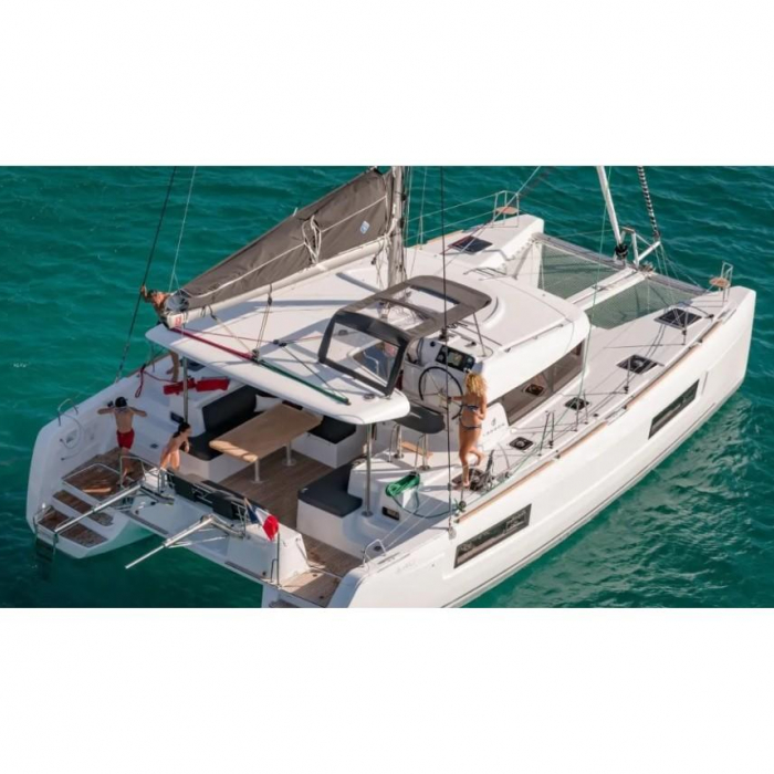 Sail Agena | Lagoon 40 photo 1