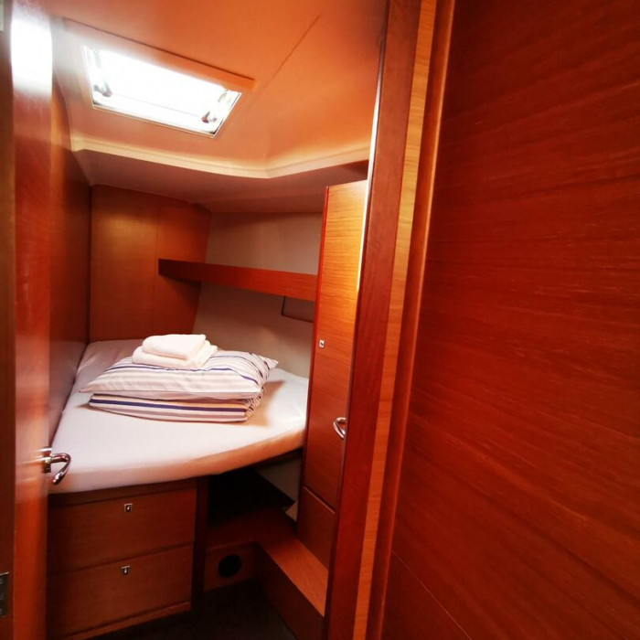 Mega | Dufour 460 photo 15