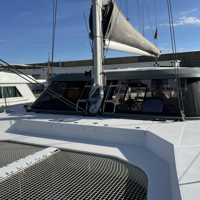 Lollo III | Nautitech 40 Open photo 13