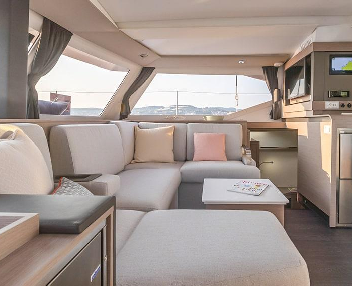 QUARDA JEEPI | Fountaine Pajot Isla 40 photo 7