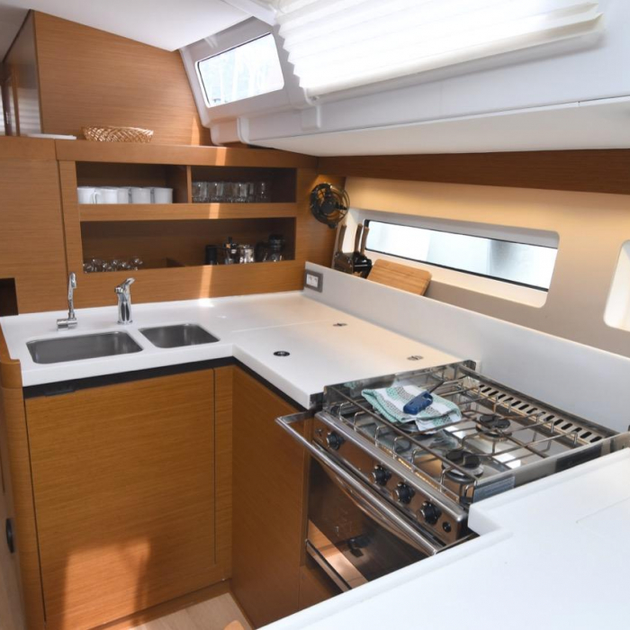 Caruso | Sun Odyssey 490 "LUXE" photo 7