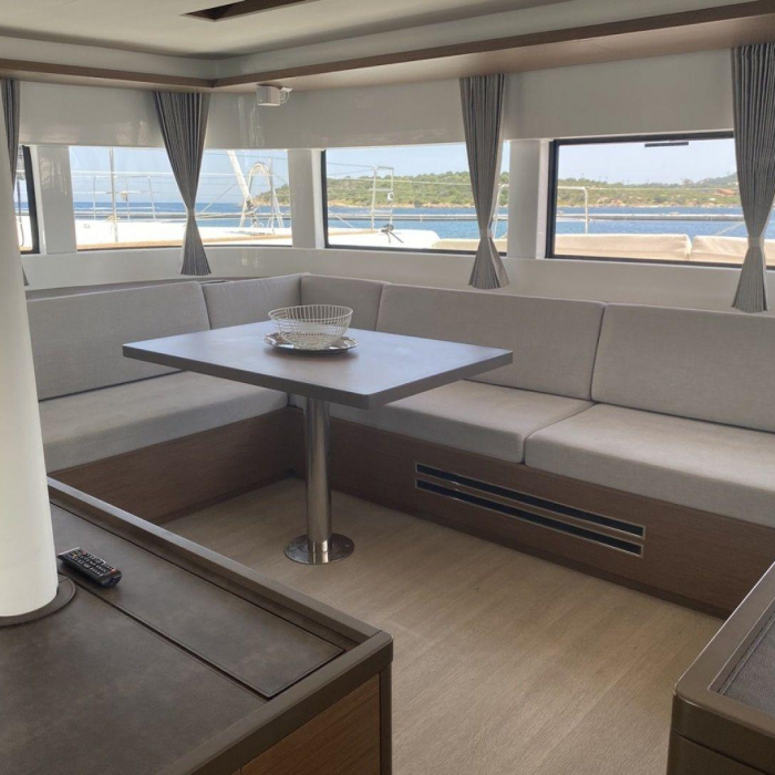 Croda Rossa | Lagoon 50 photo 27