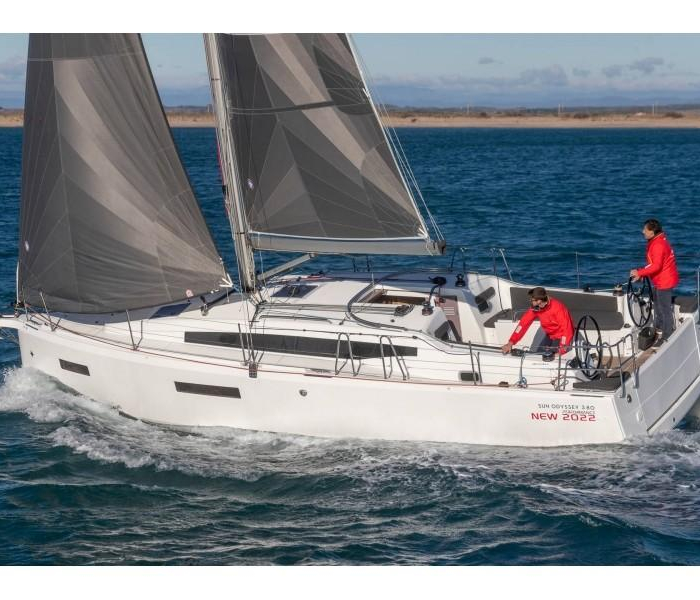 Bura Kiss | Sun Odyssey 380 photo 4