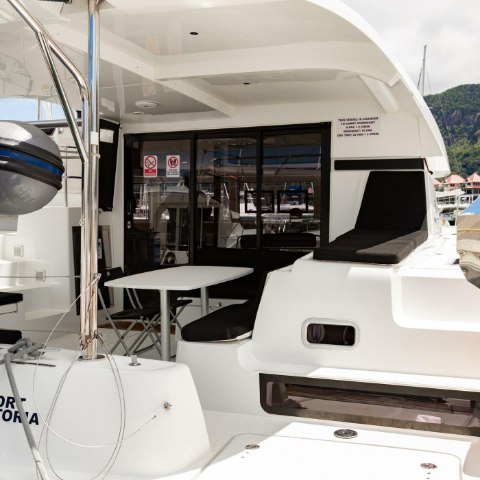 Golden Bride | Lagoon 42 photo 17