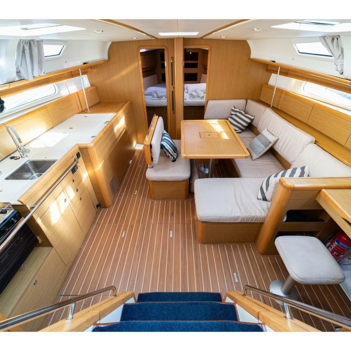 Beethoven ( with Bowthruster ,Solar Panels) | Sun Odyssey 44 i photo 12