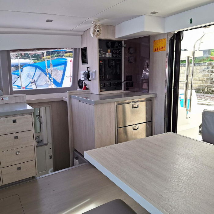 Bellambriana | Leopard 40 photo 6