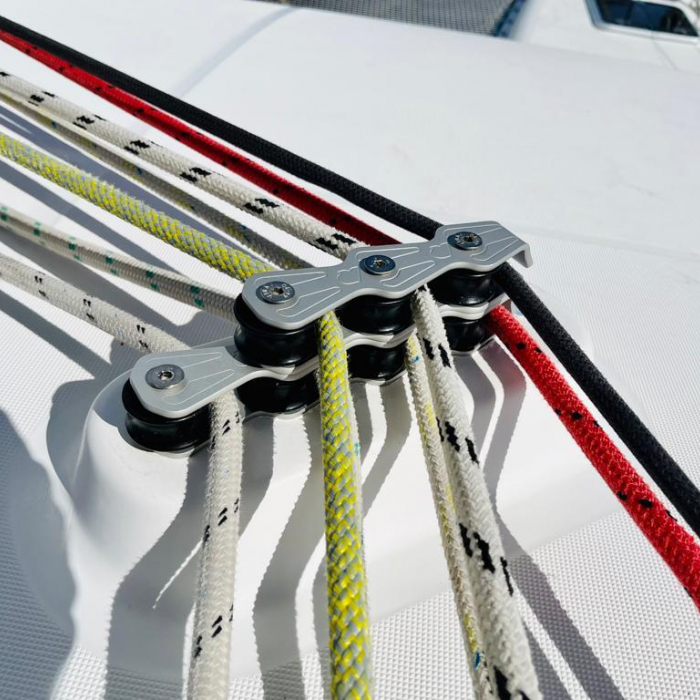 Belle | Lagoon 450 SporTop photo 19