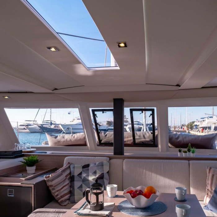 Artemis | Fountaine Pajot Isla 40 photo 35
