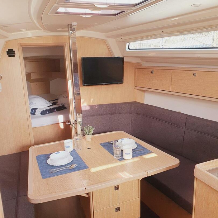 Pace | Bavaria Cruiser 34 photo 10
