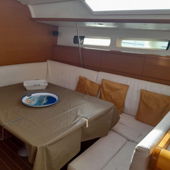 Mira | Sun Odyssey 439 photo 7