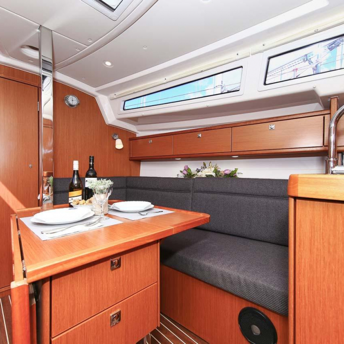 Nemo | Bavaria Cruiser 33 photo 9