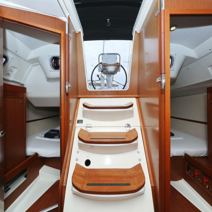 Caprice | Oceanis 34 photo 16