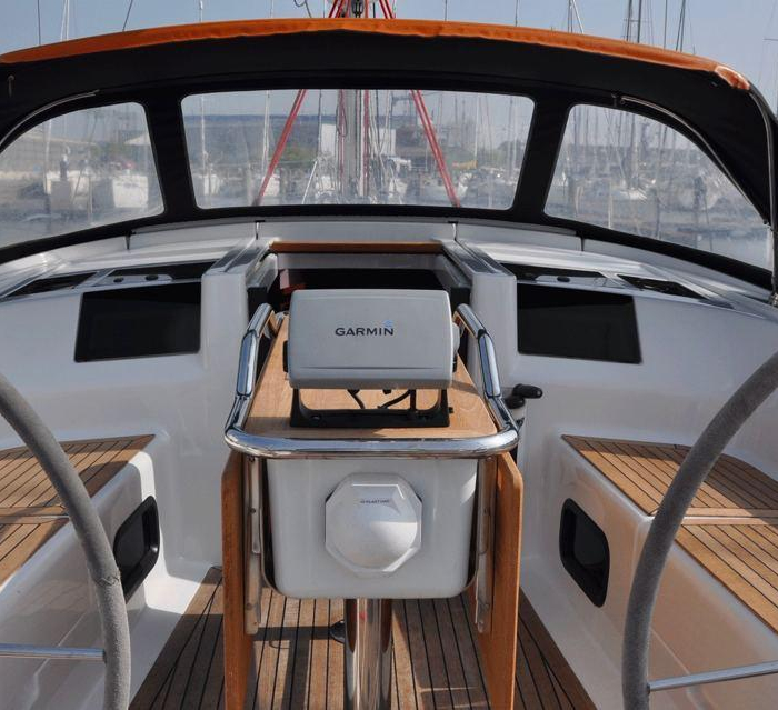 Kon-Tiki | Hanse 385 photo 5