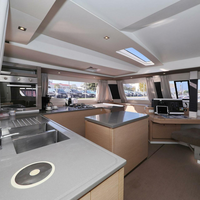 Poco Loco | Fountaine Pajot Saba 50 photo 45