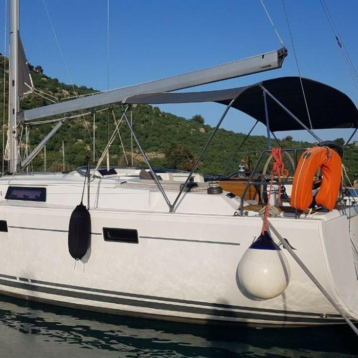 Beau Gosse | Hanse 415 photo 27