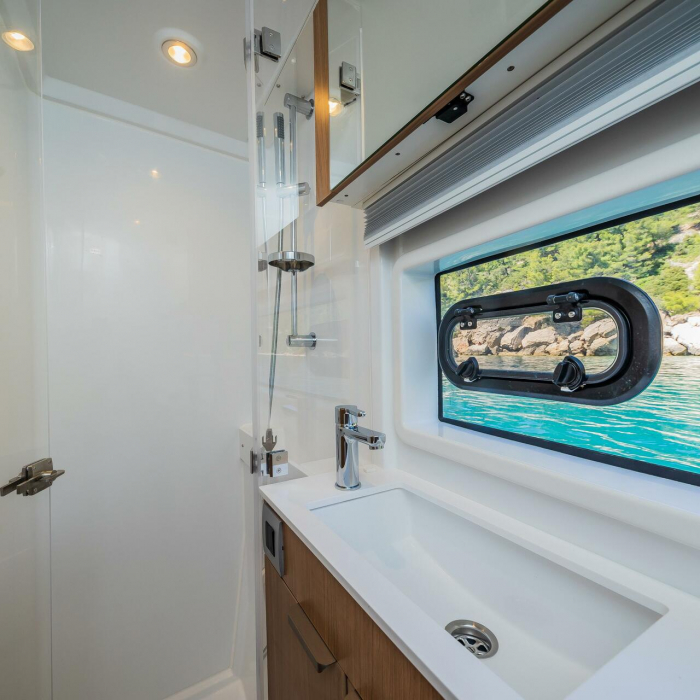 Gaja | Bali Catsmart OW photo 2