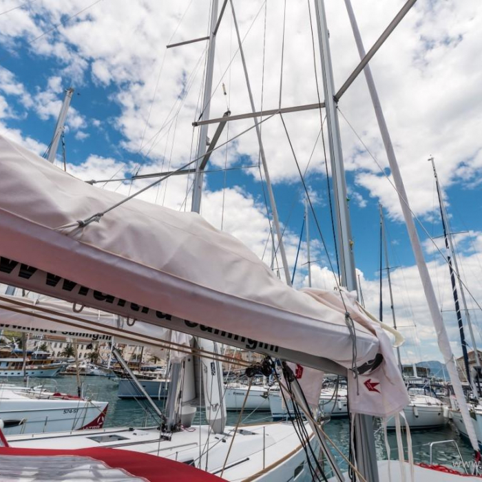 Bela | Oceanis 35.1 photo 16