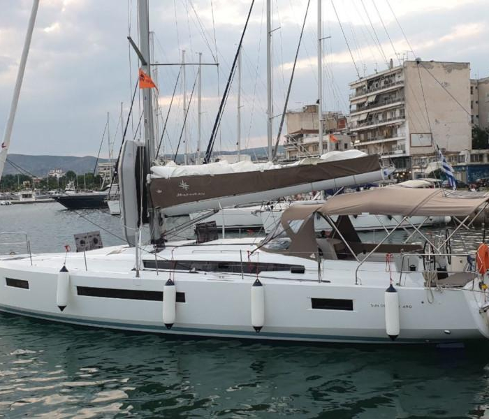 Helia (A/C, Gen. 10kVA, Electric Winch NEW 2022) | Sun Odyssey 490 photo 3