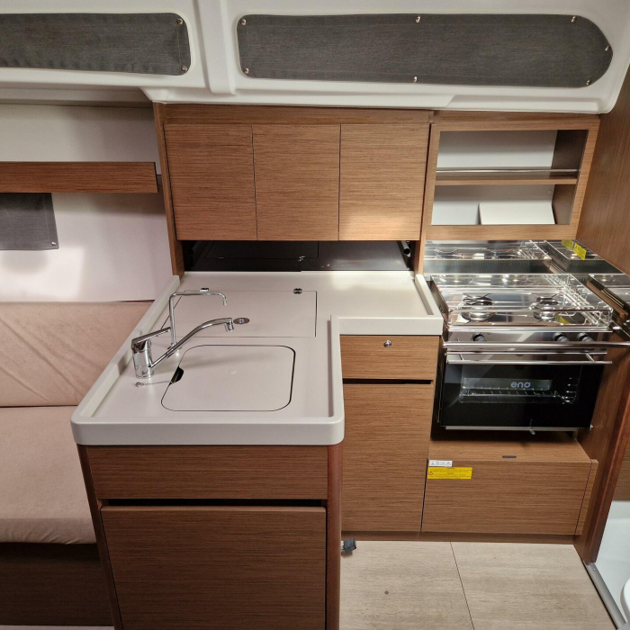 Navicela | Oceanis 34.1 photo 10