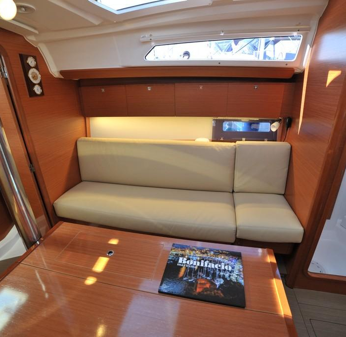 Karibu | Dufour 360 GL photo 4