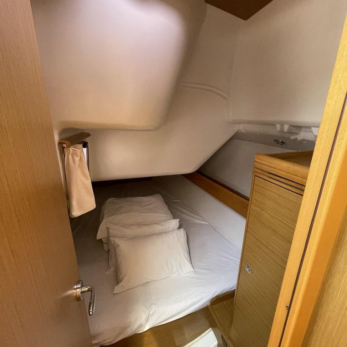 Mala | Sun Odyssey 36i photo 22