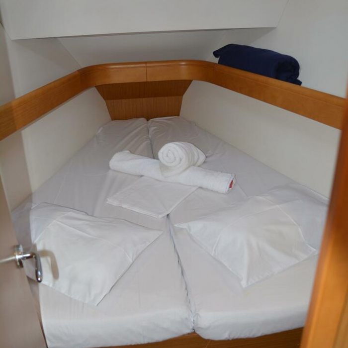 Babis 2010 | Sun Odyssey 36i photo 38