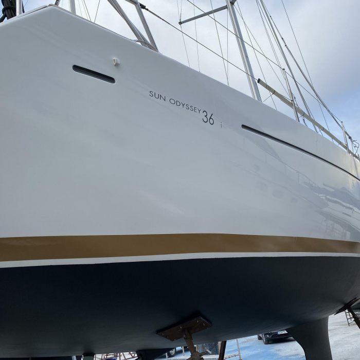 Babis 2010 | Sun Odyssey 36i photo 4