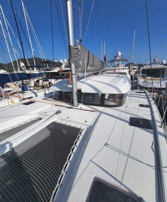 Lizzy | Excess 11 photo 4