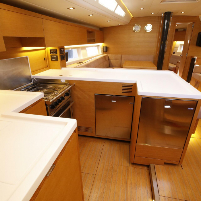 Morfely | Grand Soleil 58 photo 13