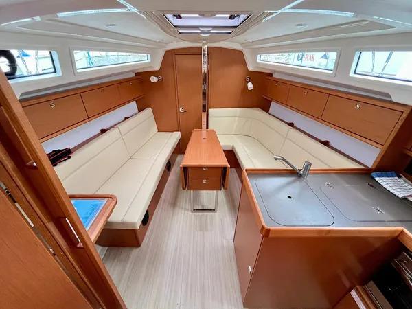 Siesta IV | Bavaria Cruiser 34 photo 5