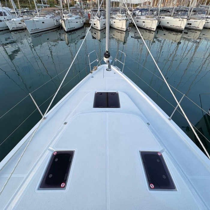 Ivana | Bavaria C42 photo 1