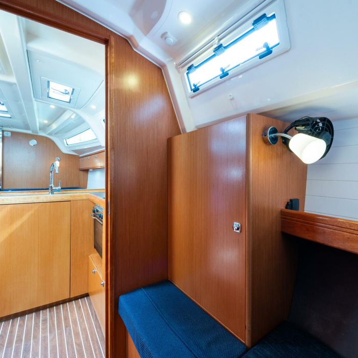 Jack Of London | Bavaria 37 photo 22