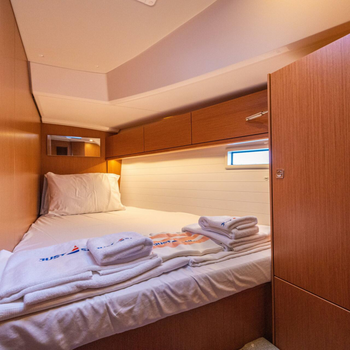 Just Be | Bavaria Cruiser 46 photo 11