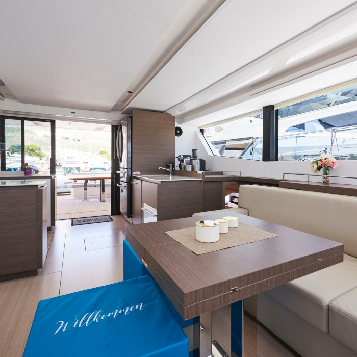 Good Vibes | Leopard 53 - OW photo 27