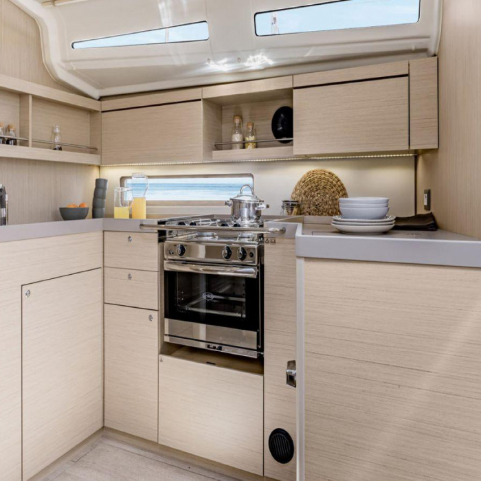 ALHUCHAR 5 | Oceanis 40.1 photo 8