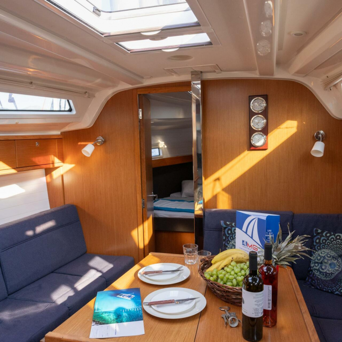 Marlo | Bavaria Cruiser 37 photo 8