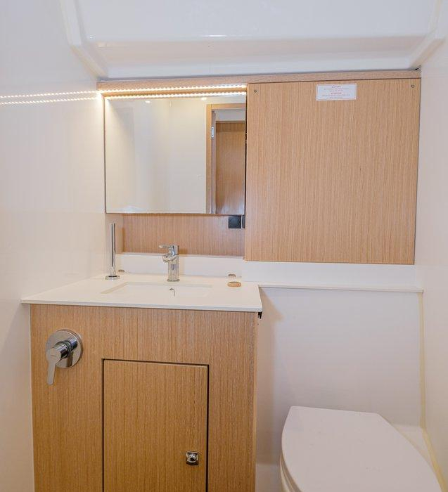 Ghost | Bavaria C57 photo 5