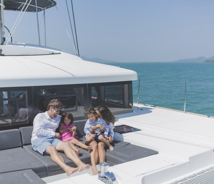 Blue Moon | Lagoon 52F photo 7