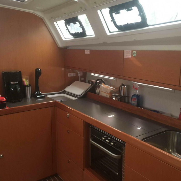 Economy | Bavaria Cruiser 46 photo 8