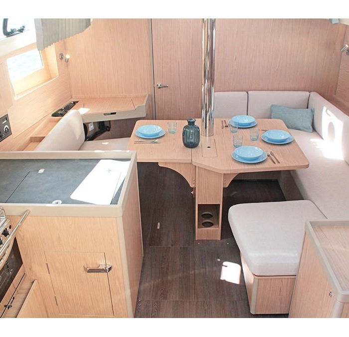 UNDER PRESSURE | Oceanis 41.1 photo 9