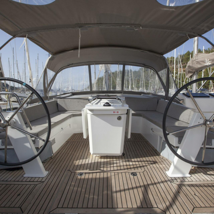 BreezY | Oceanis 46.1 photo 4