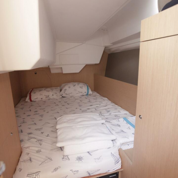 Missy | Oceanis 38.1 photo 15